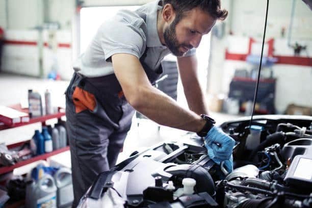 Choosing the Right Car Engine Revamping Services